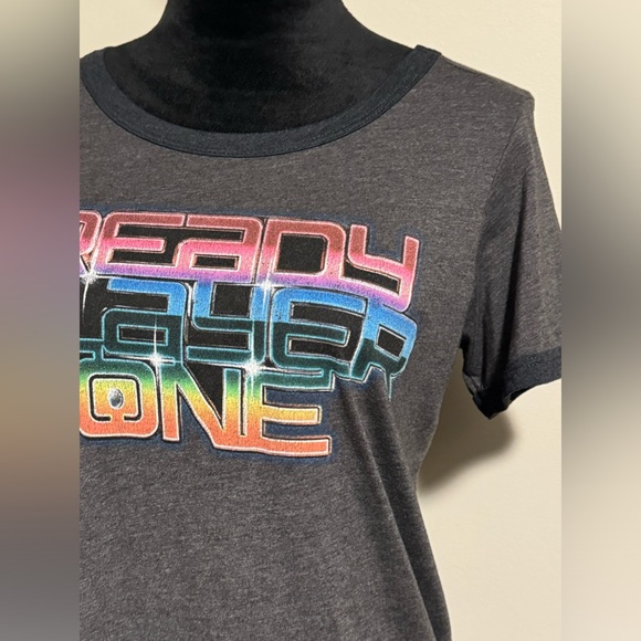 EUC Ready Player One Crewneck High Score Multicolor Graphic Tee size medium - Picture 3 of 9